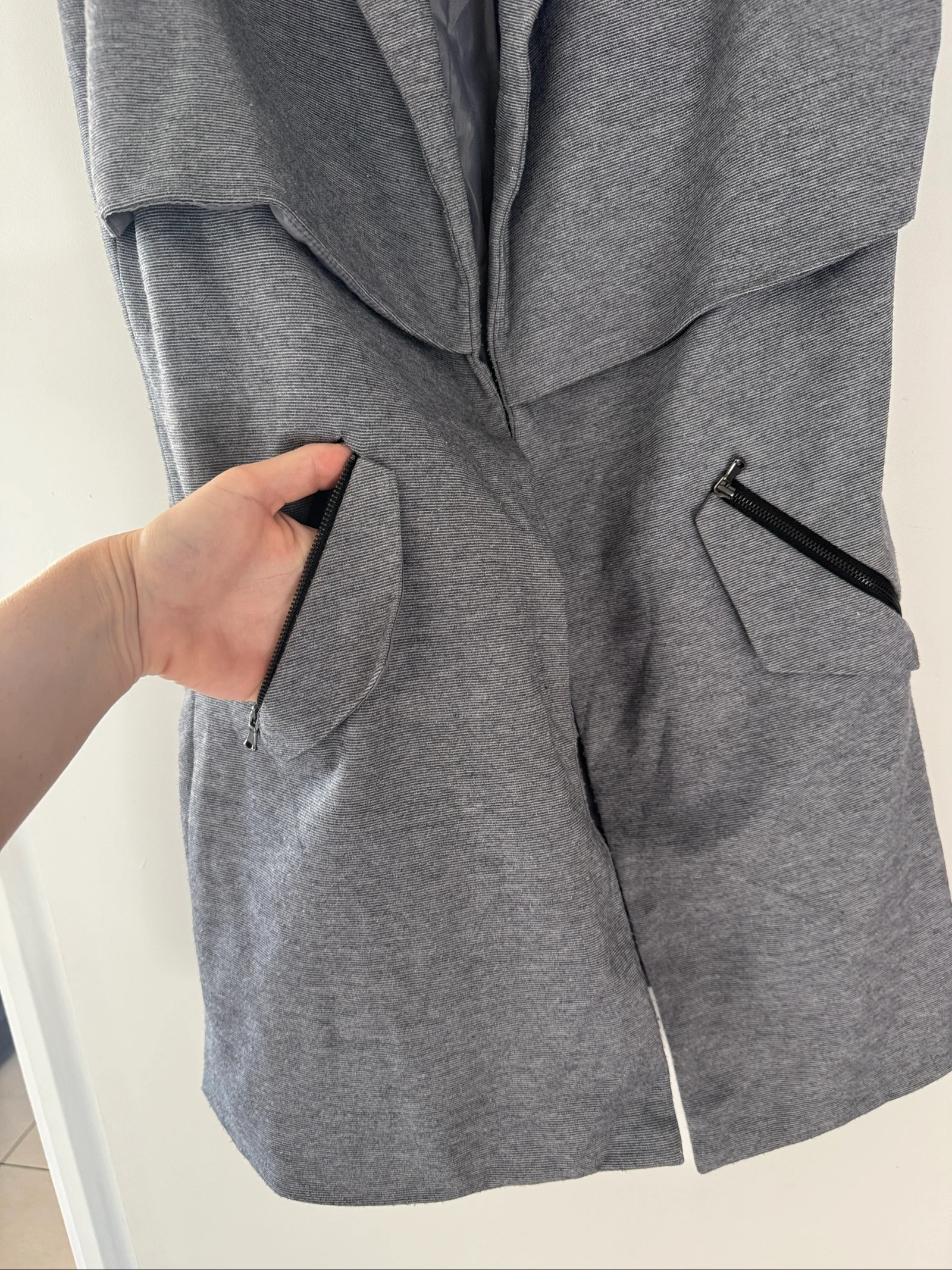 Blazer ou Casaco leve longo sem mangas Atmosphere cinza com riscas finas - Tamanho 36 – photo 5